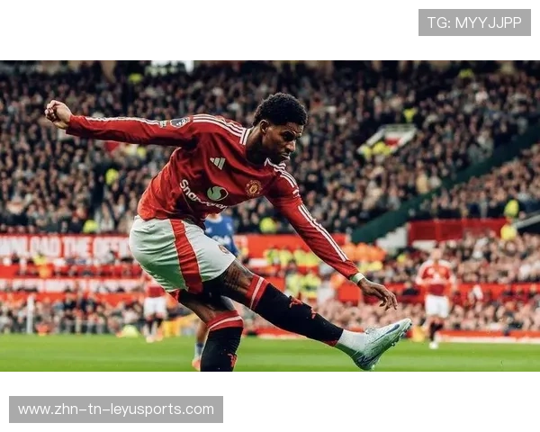 拉什福德大变身！巴萨边路飞翼升级为全能战士