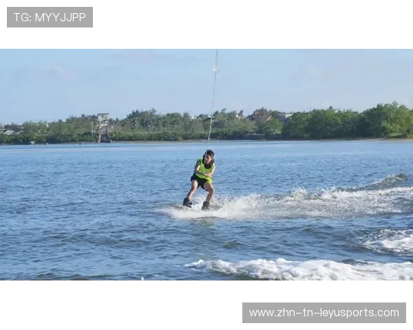 “新兴运动爆发,沙滩合球魅力无穷” “新兴运动爆发,沙滩合球魅力无穷”